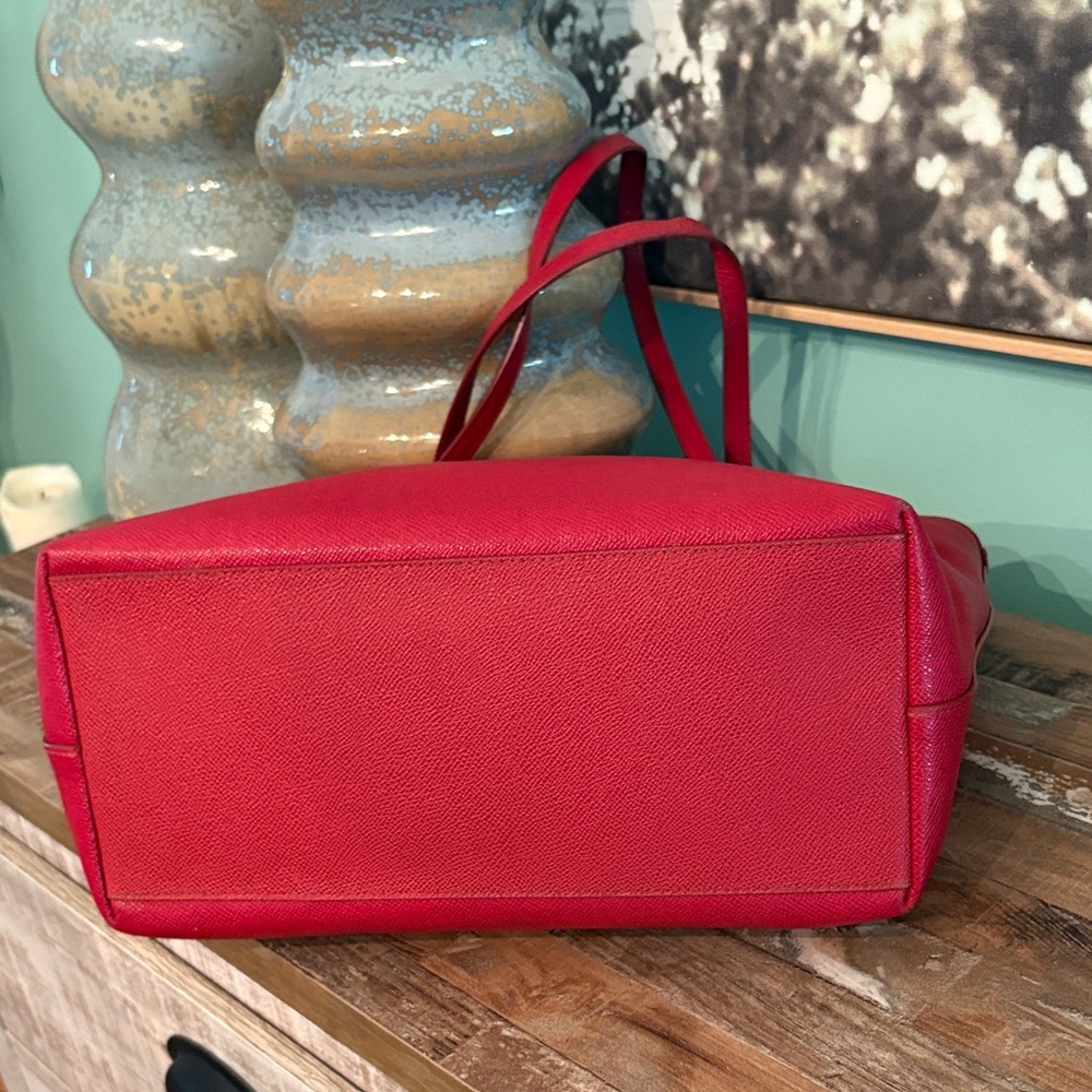 Coach leather Vibrant Red Women's Bag beautiful condition - Picture 8 of 9